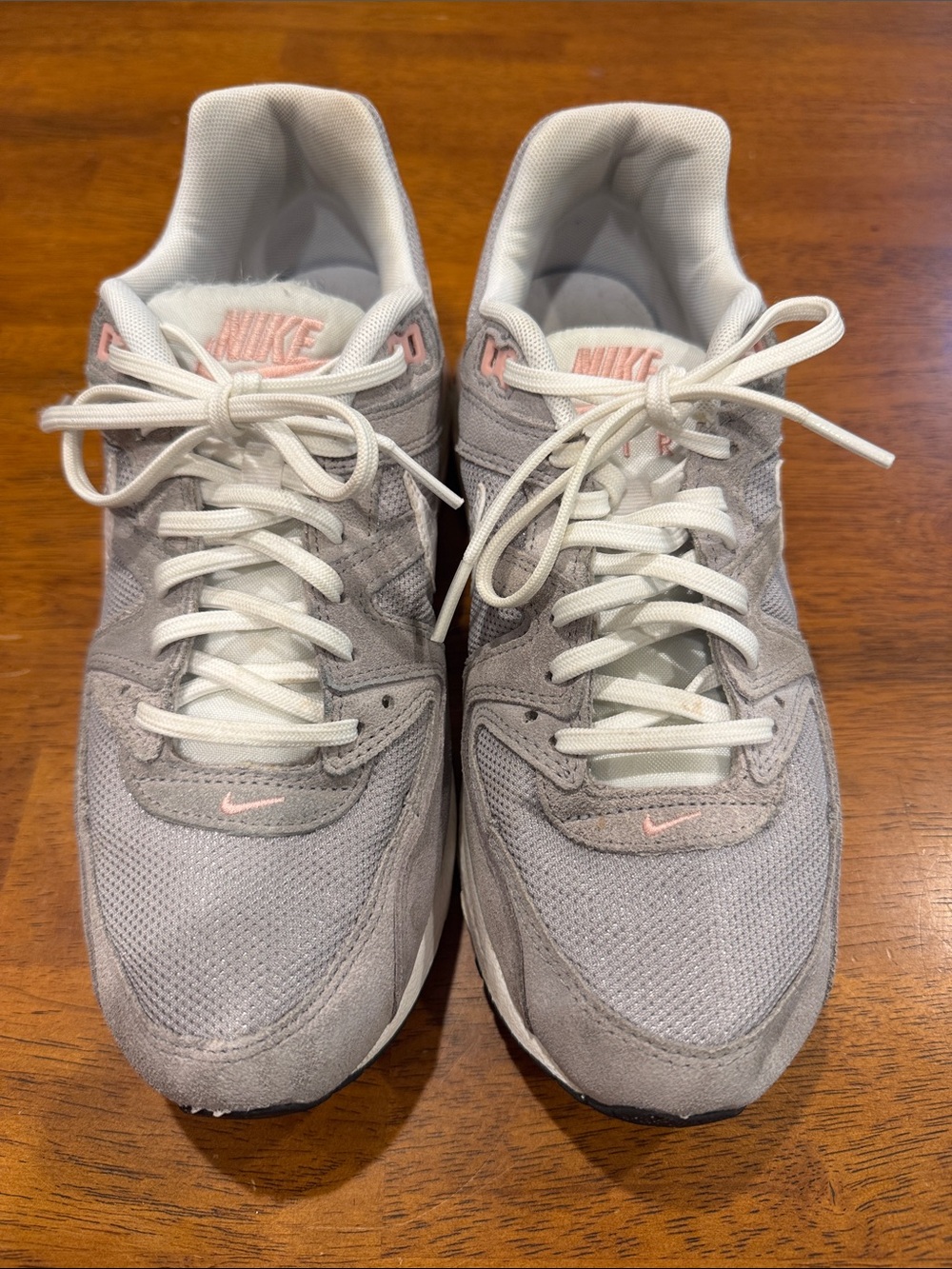 Nike Women’s Light Gray & Pink Athletic Sneakers